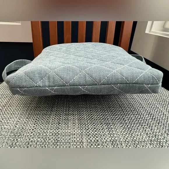 Rae Dunn Blue Quilted Crossbody Bag with Pouch - Picture 9 of 12